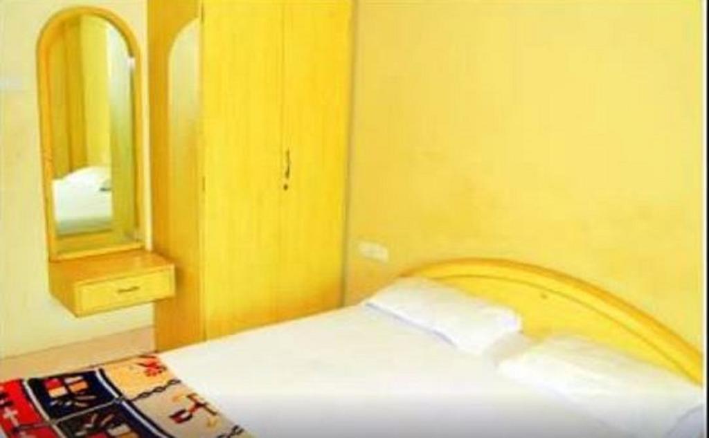 Sri Krishna Guest House & Reasturant Konarka Luaran gambar